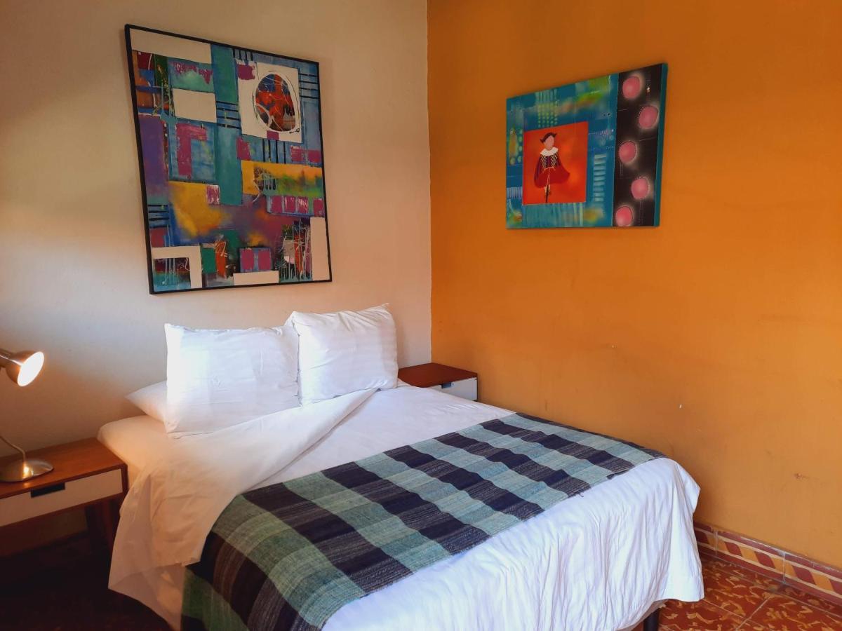 Hotel La Posada Del Doctor Леон Екстер'єр фото