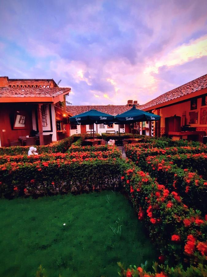 Hotel La Posada Del Doctor Леон Екстер'єр фото